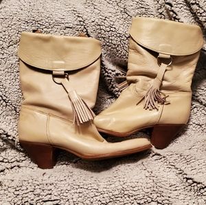 Vintage Dingo White Cowboy Boots size 8